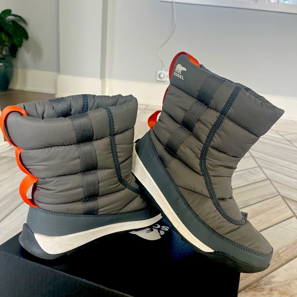 Kids Whitney Sorel Winter Boot Size 6